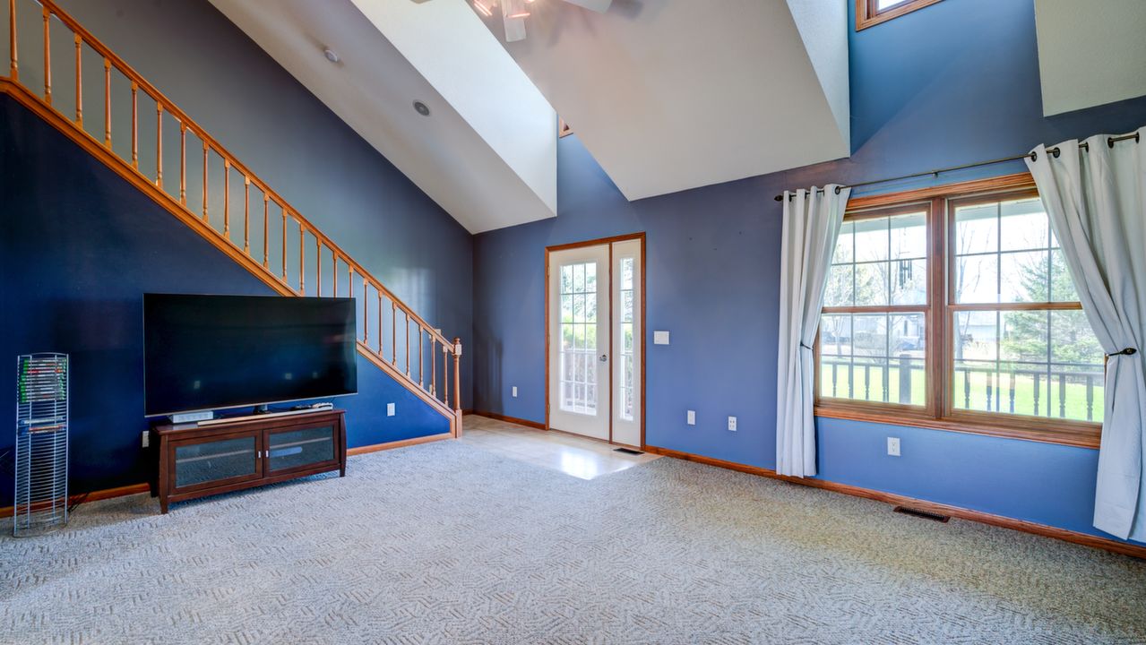 Call Dianna Clark @ (715) 505-0048