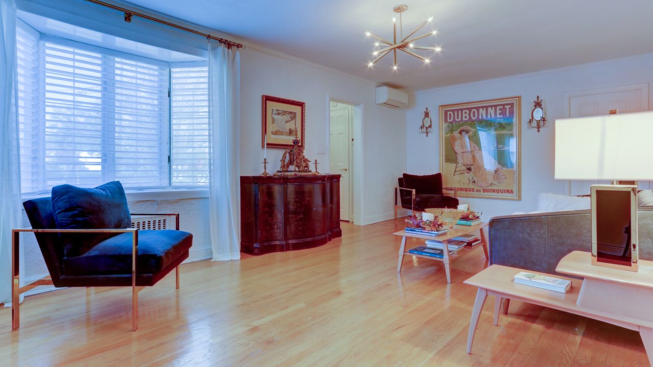 340 Oak Dr, Hewlett, NY, 11557 Scene 4