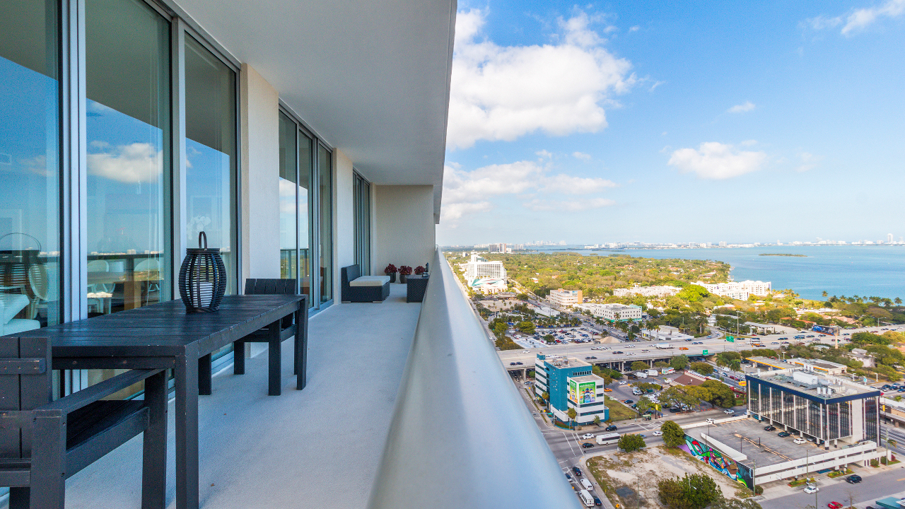 2-Midtown-H2609-04