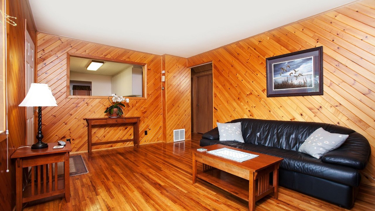 333 Philadelphia Avenue, Massapequa Park, NY, 11762 Scene 2