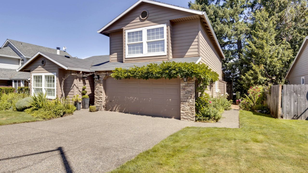 11009 SE Henderson St, Portland, OR, 97266 Scene 4