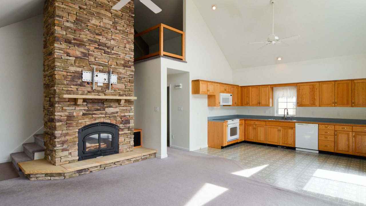 Family Room to Kitchen