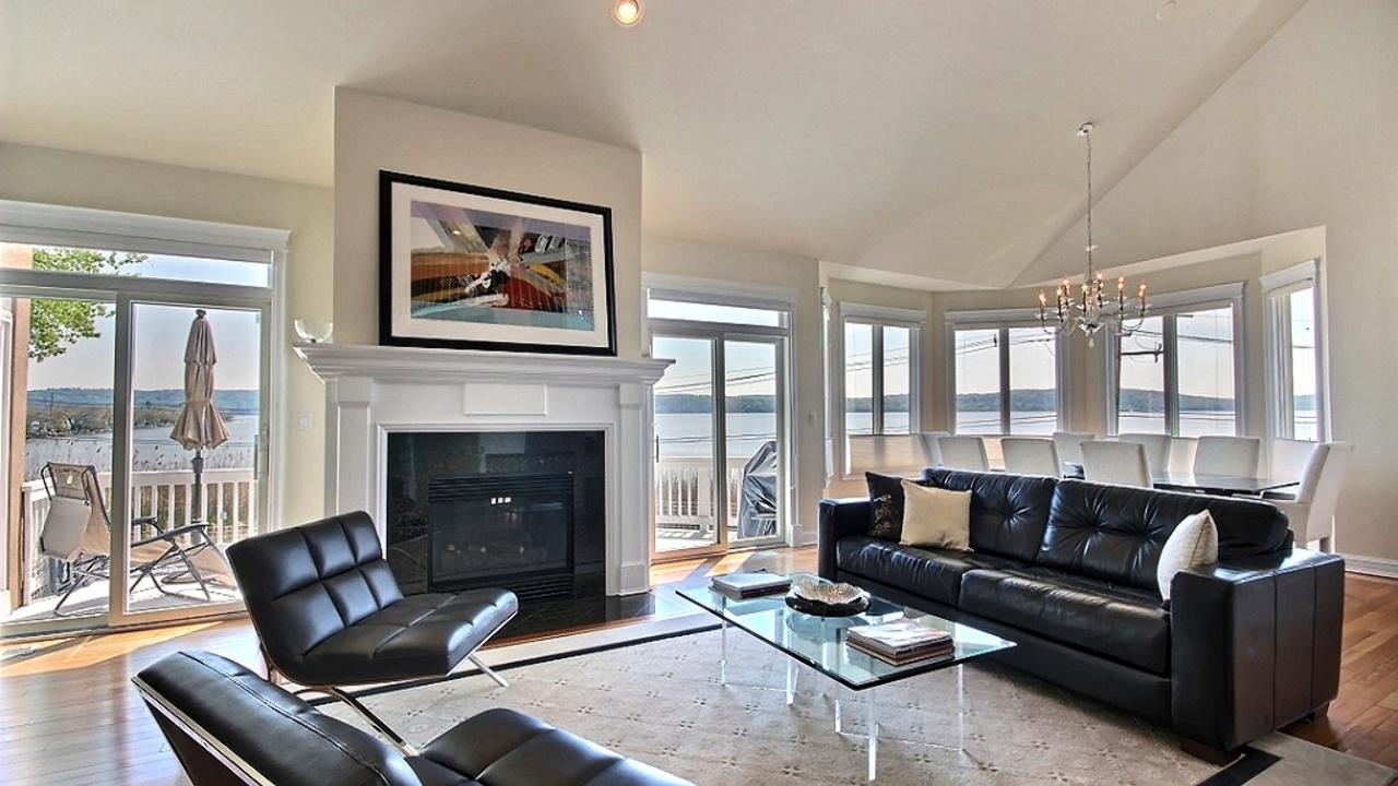 Panoramic Hiudson River Views