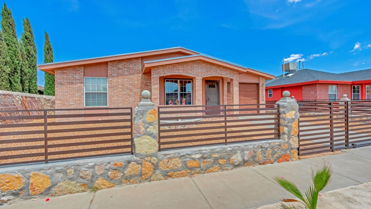 14485 Orchid Dr, Horizon City, TX, 79928 Scene 4