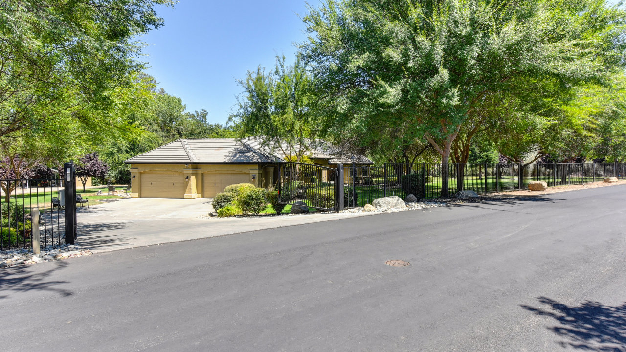 3840 Mammoth Dr, Loomis, CA, 95650 Scene 1