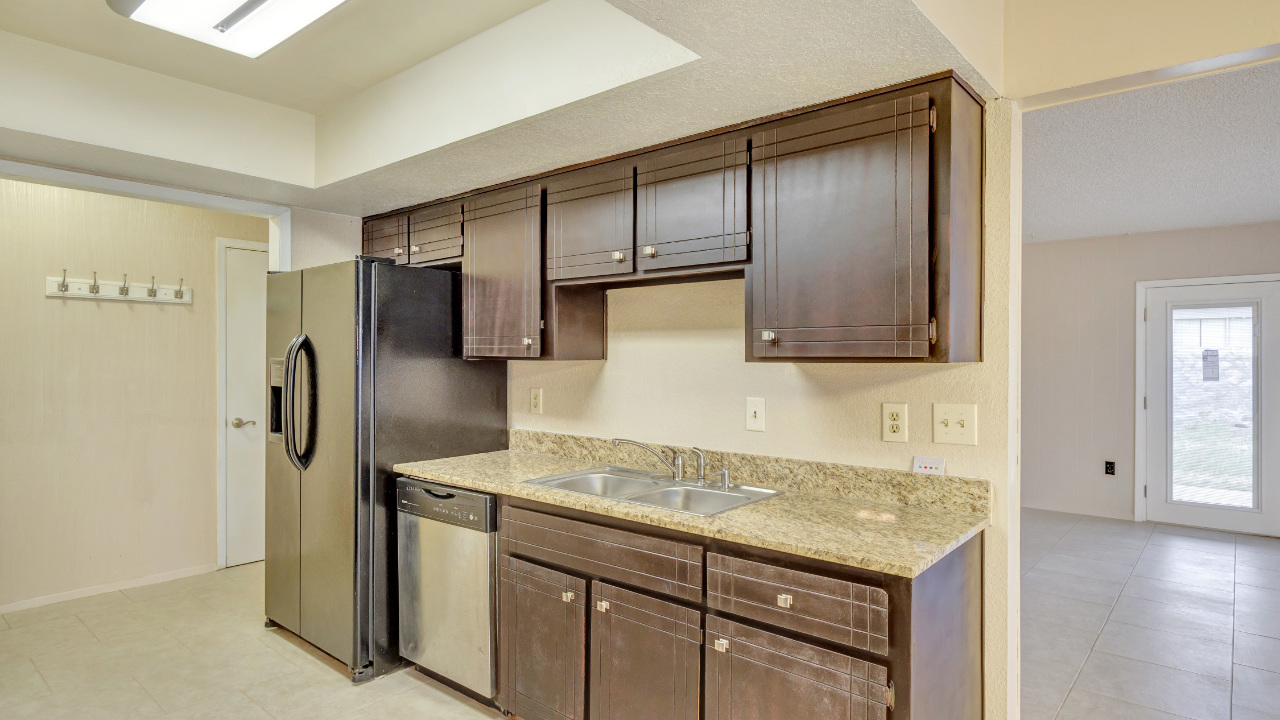 10621 Sigma St., El Paso, TX, 79924 Scene 4