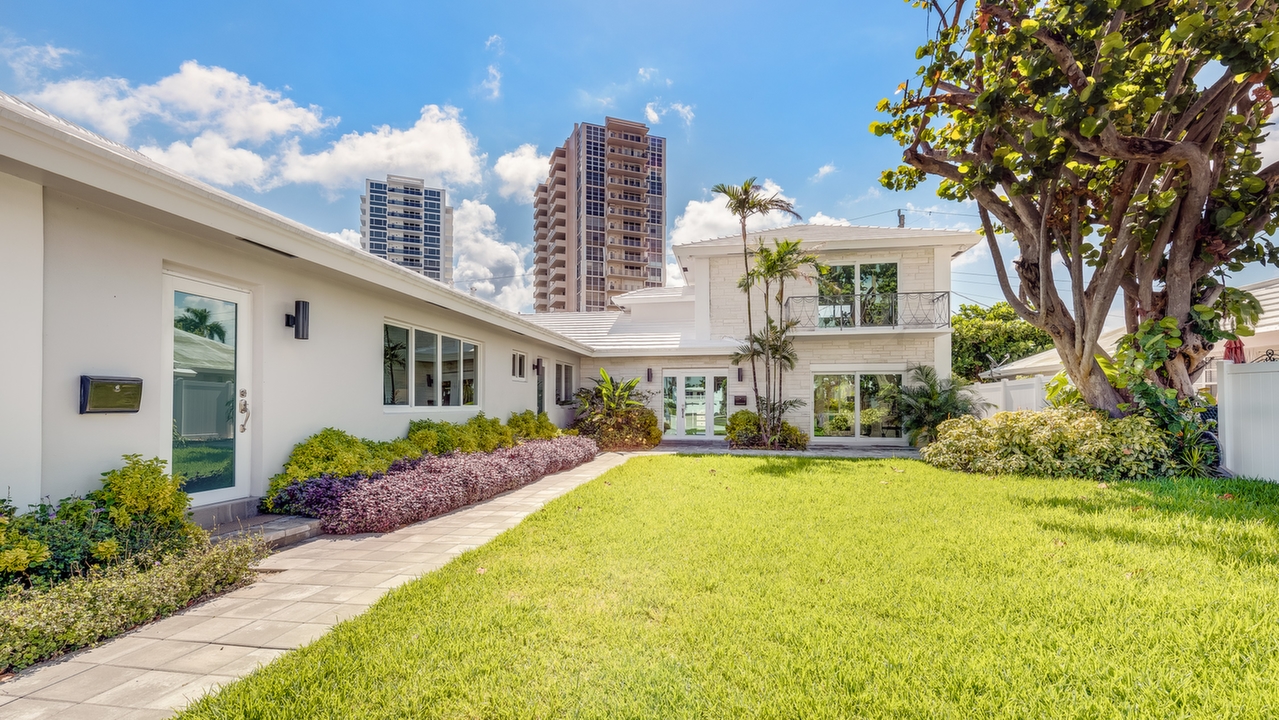 2700-NE-32nd-Ave-02