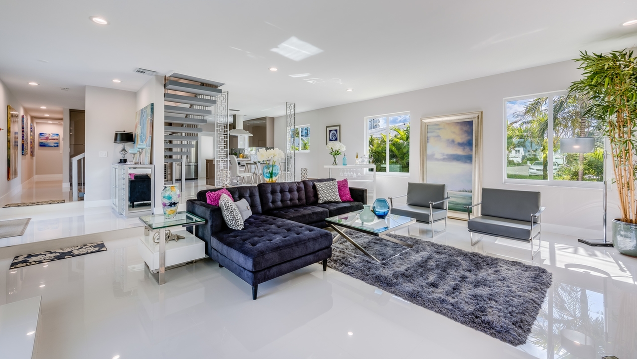 2700-NE-32nd-Ave-03