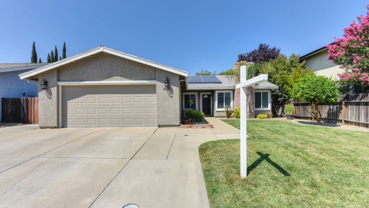 8915 Mountain Home Ct, Elk Grove, CA, 95624 Scene 1