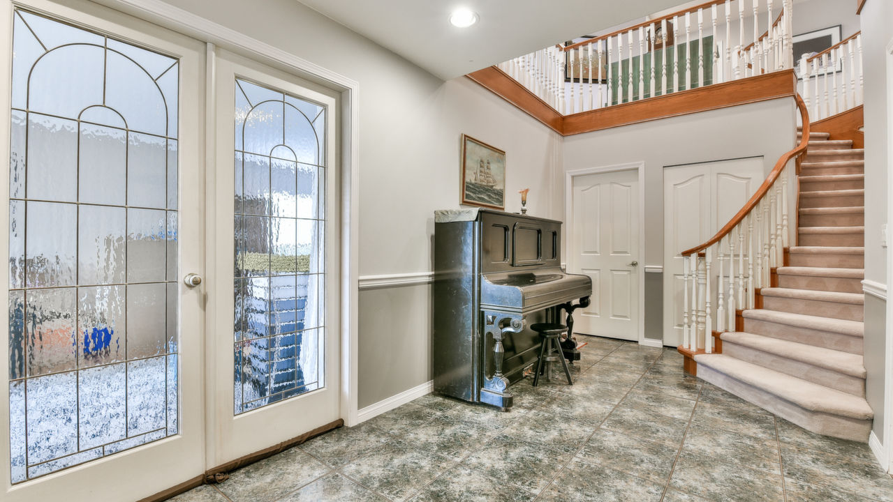 6103 190 St, Surrey, BC, V3S 8A4 Scene 2