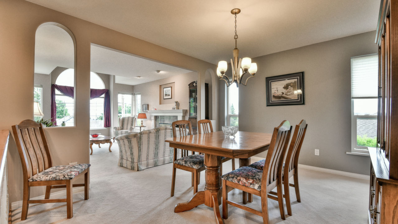 6103 190 St, Surrey, BC, V3S 8A4 Scene 3