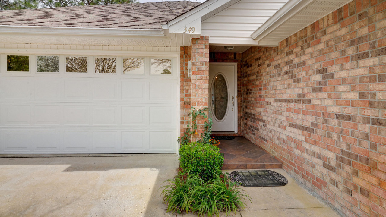 04_Entry_Exterior_02