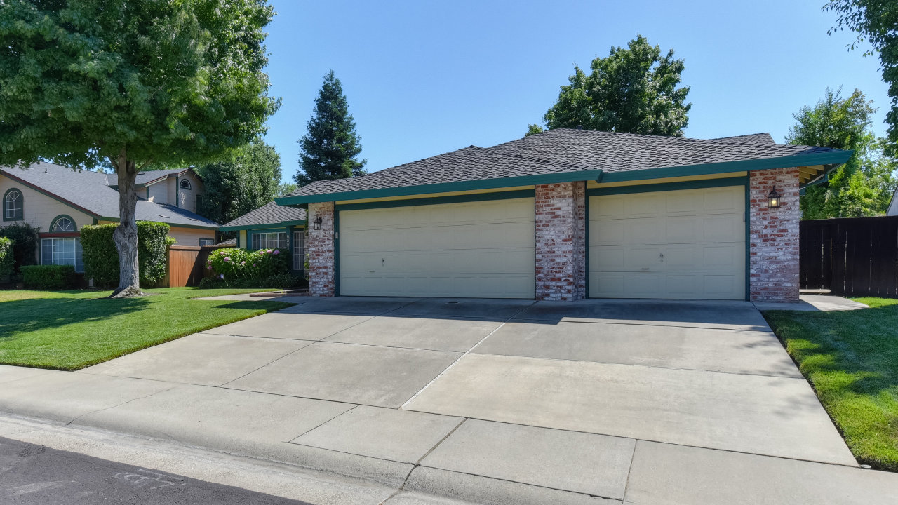 9320 Whittemore Drive, Elk Grove, CA, 95624 Scene 3