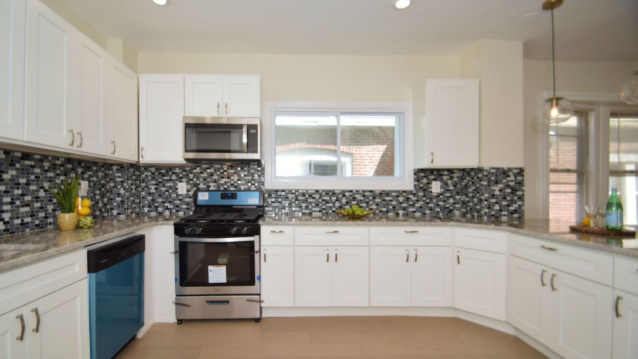 43 E Walnut St, Philadelphia, PA, 19144 Scene 4