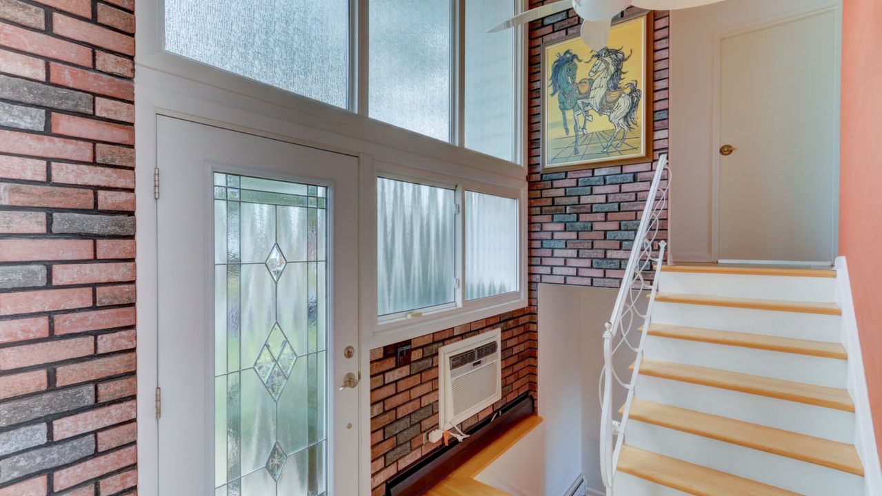 30 W 18th St, Deer Park, NY, 11729 Scene 3