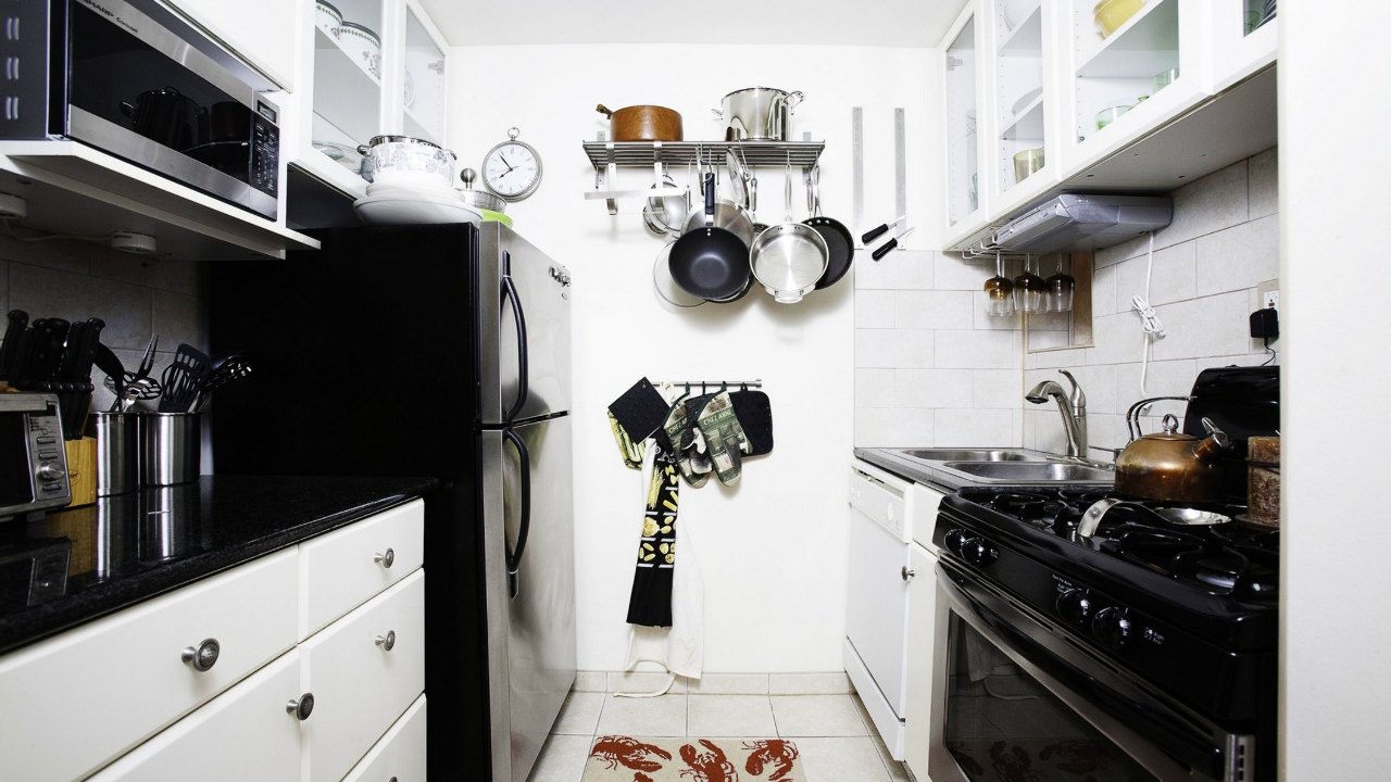 1 East Broadway, Apt 4G, Long Beach, NY, 11561 Scene 2