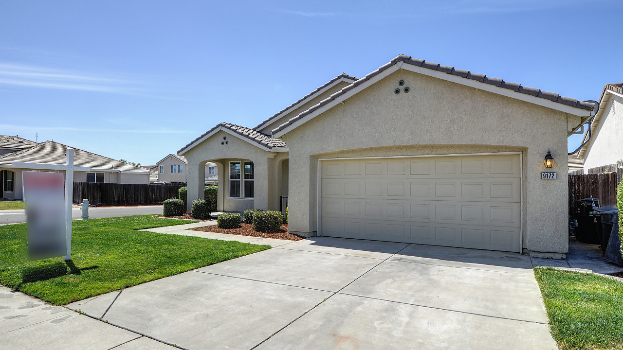 9172 Lucchesi Dr, Sacramento, CA, 95829 Scene 2