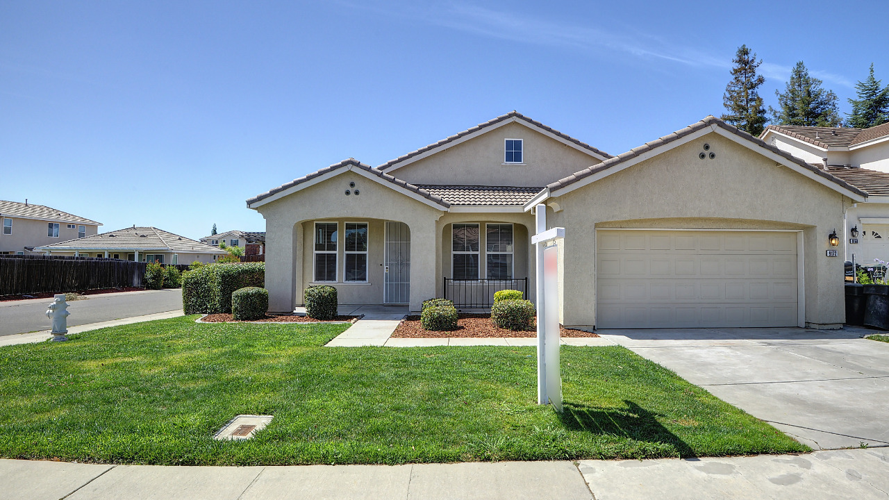 9172 Lucchesi Dr, Sacramento, CA, 95829 Scene 1