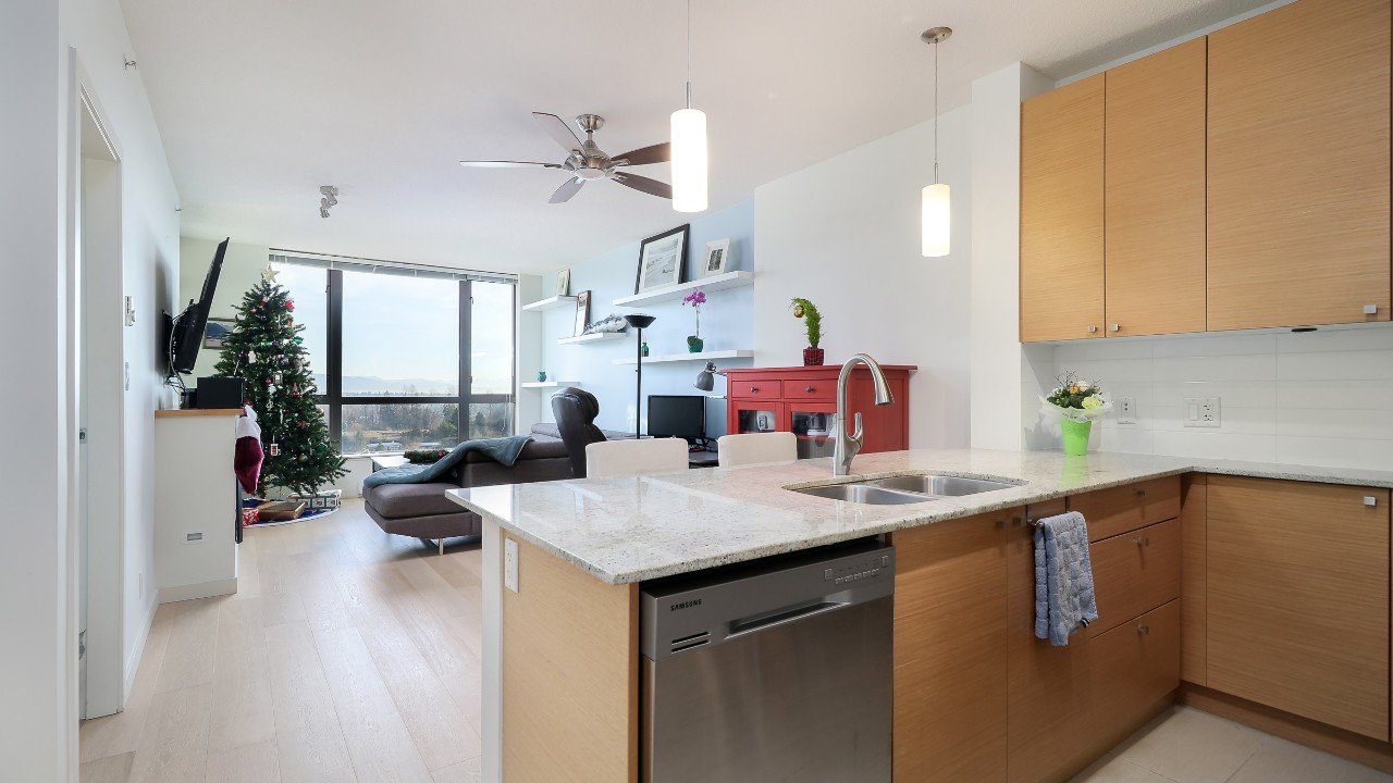 2209-110 BREW ST, Port Moody, BC, V3H 0E4 Scene 1