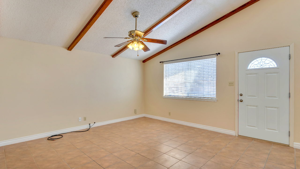 1717 Victor Lopez Dr, El Paso, TX, 79936 Scene 4