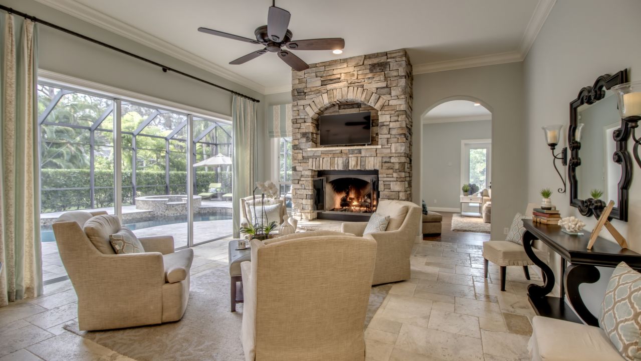 6735 Stonegate Dr, Naples, FL, 34109 Scene 3