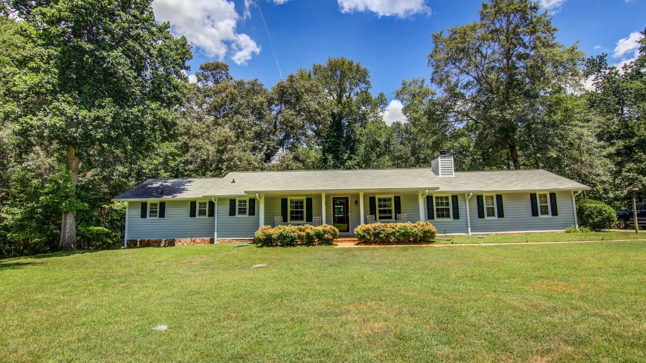 1601 Valley View Road