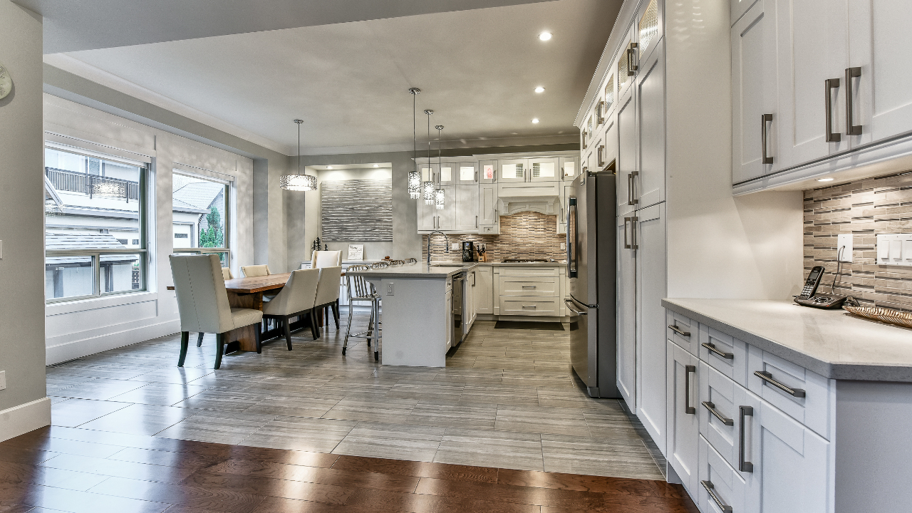 17131 3A AVENUE, South Surrey White Rock, BC, V3Z 2X7 Scene 4