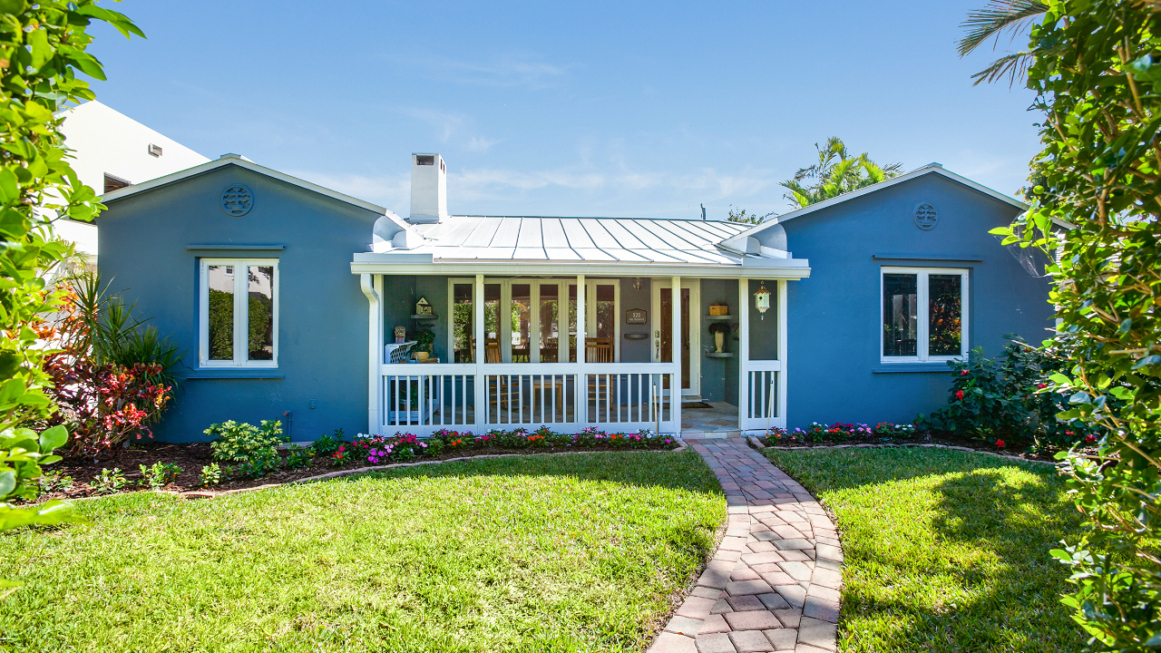 520-N-Victoria-Park-Rd-02