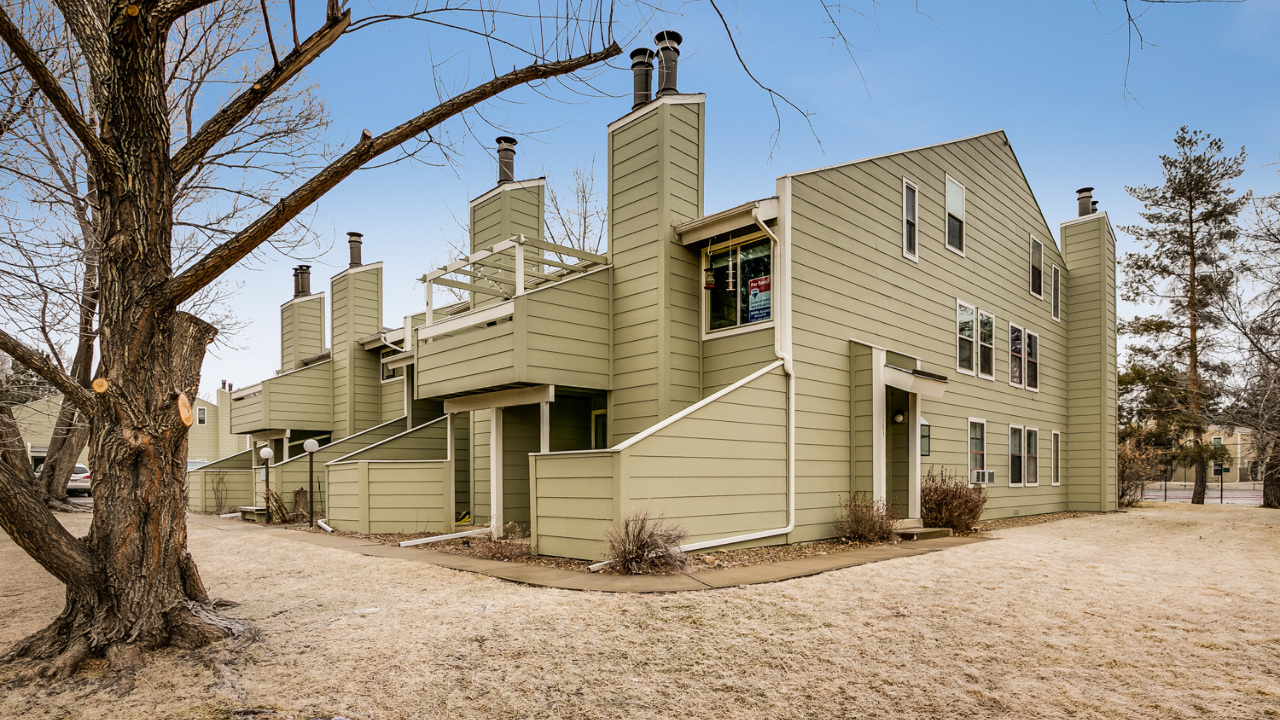 Exterior View 1