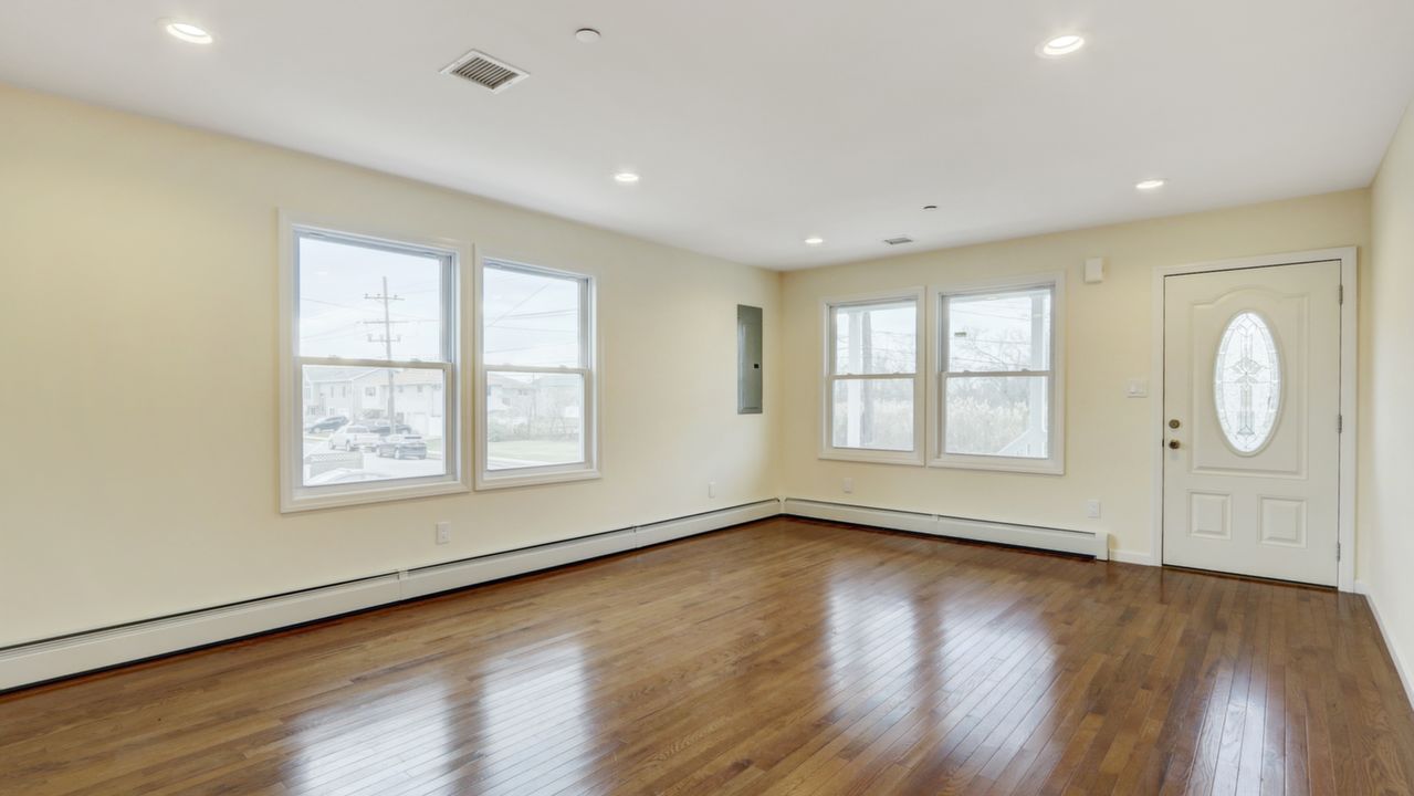 167 Waterford Rd, Island Park, NY, 11558 Scene 4