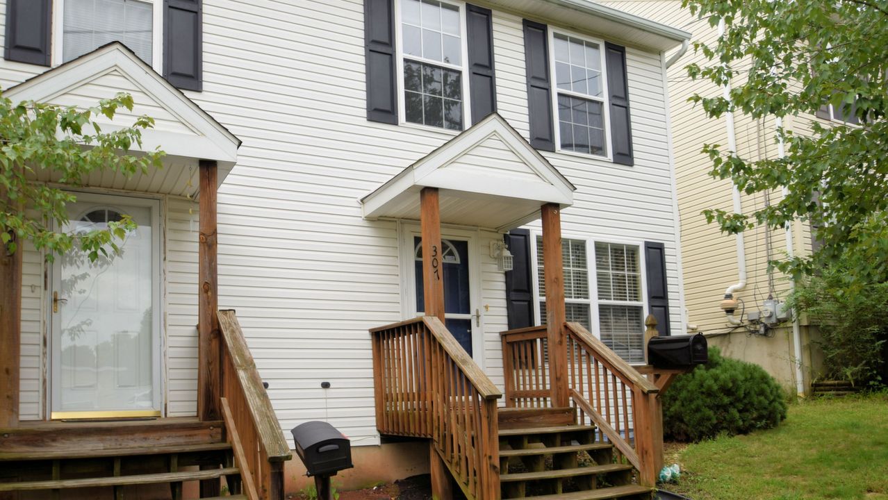 307 Grant St, Pottstown, PA, 19464 Scene 1