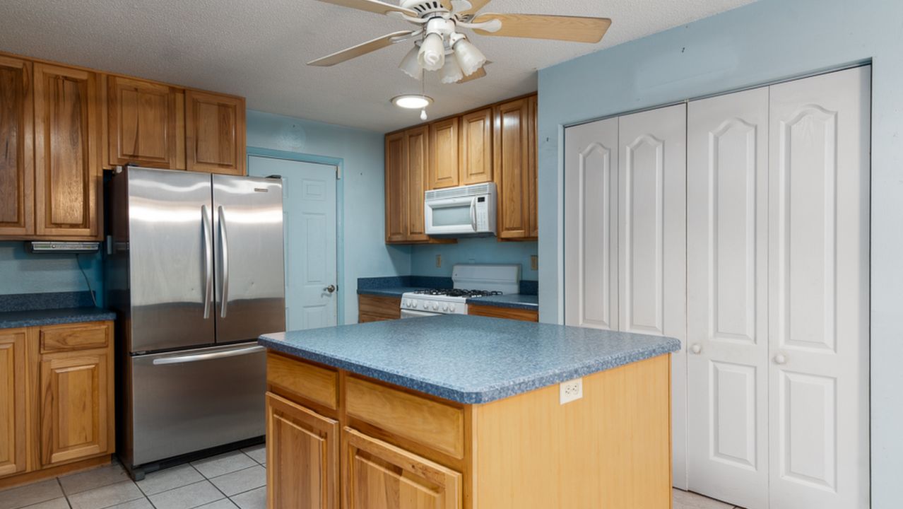 Deltona pool home for sale 13