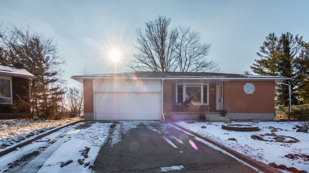 80 Vanier Drive, Guelph, ON, N1G 2L3 Scene 1