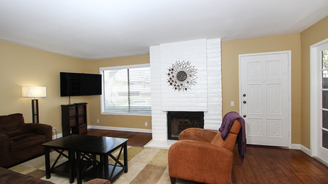 17542 Fairlie Rd., San Diego, CA, 92128 Scene 3