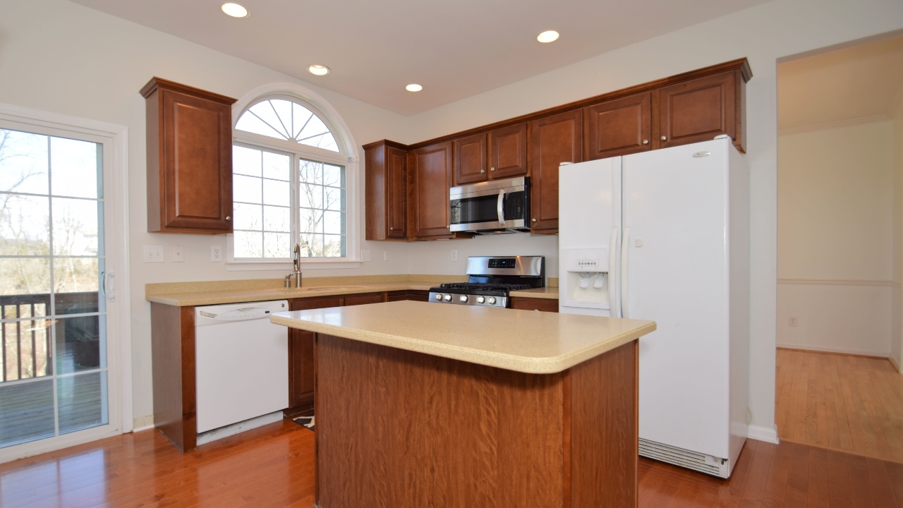 1102 Autumnview Ln, Pottstown, PA, 19464 Scene 3