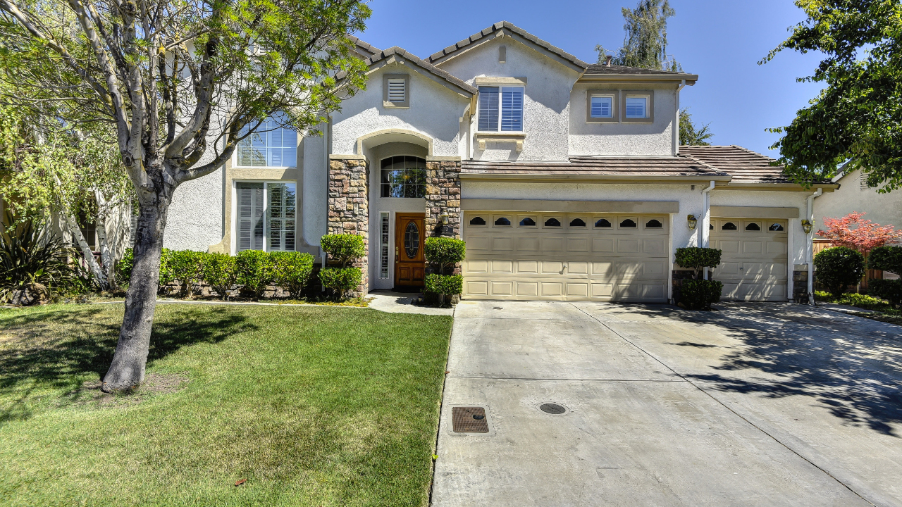 5173 Doverton Drive, Stockton, CA, 95219 Scene 2