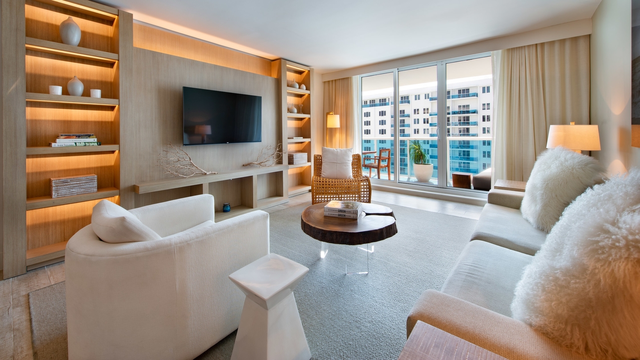 1-Hotel-&-Homes-#1408-02