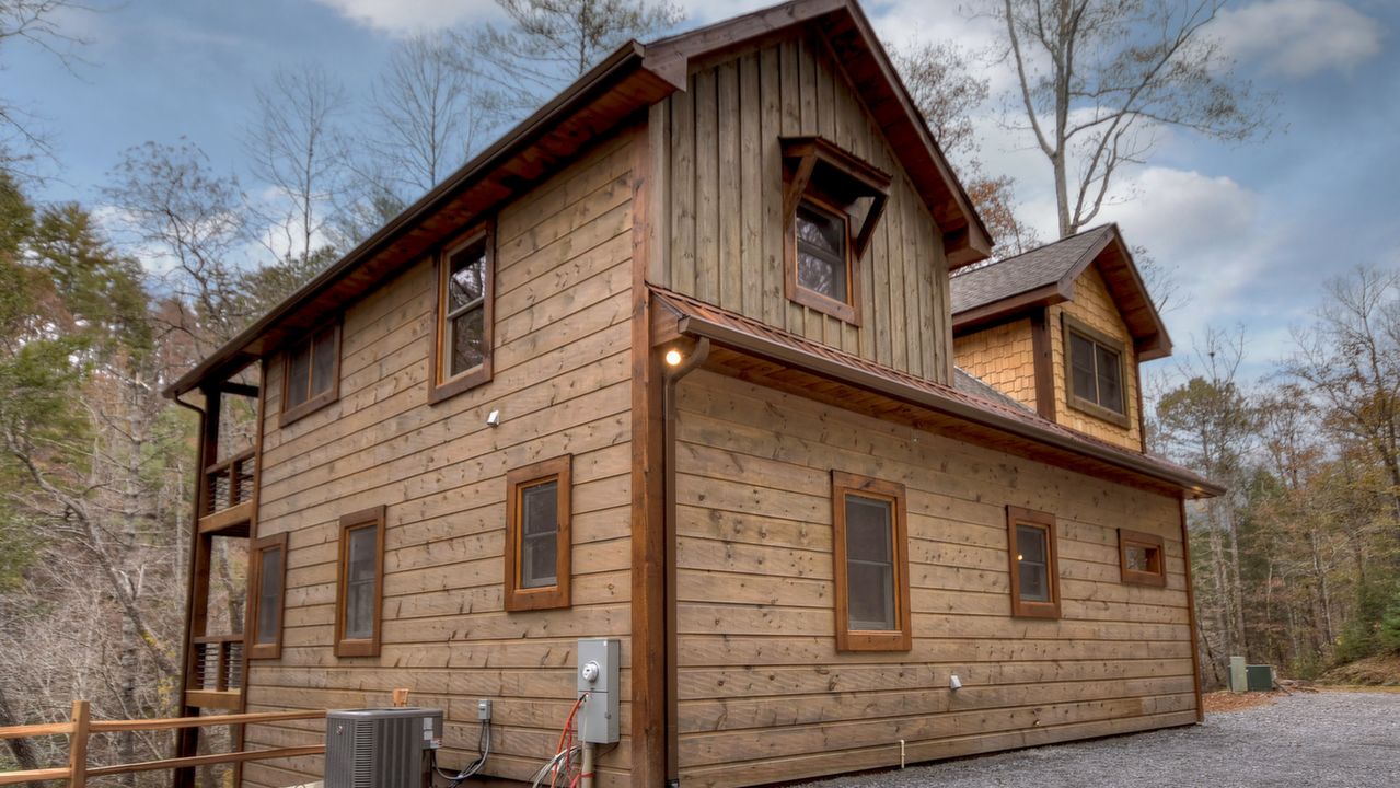 Fish Tale Cove, Ellijay, GA, 30540 Scene 3