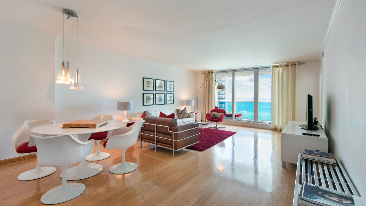 Roney-Palace-#1138-01