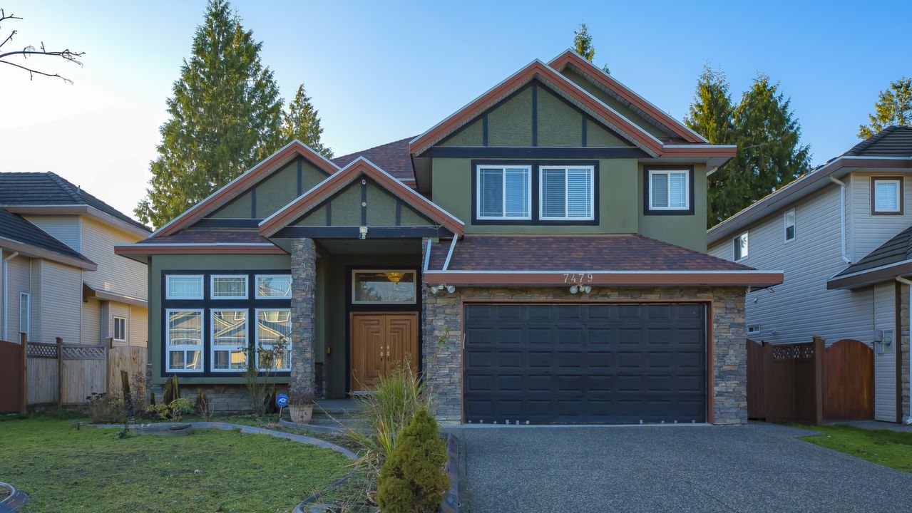 7479 144A St, Surrey, BC, V3S 0S3 Scene 1