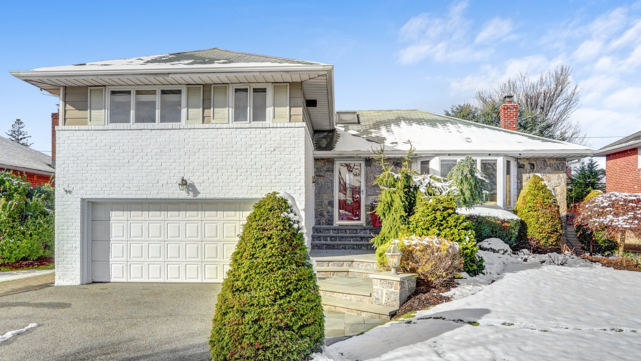 10 Clearland Rd, Syosset, NY, 11791 Scene 1