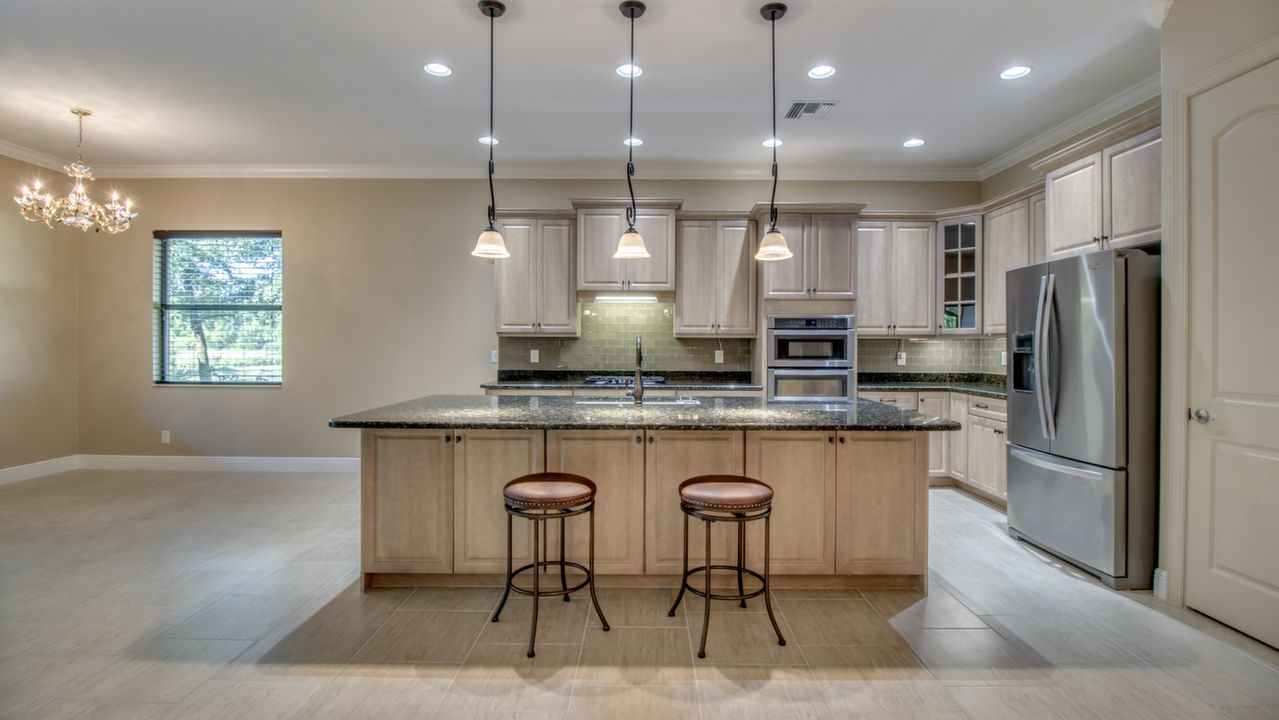 9876 Alhambra Ln, Bonita Springs, FL, 34135 Scene 1