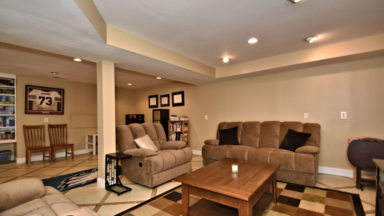 2000 Water Fall Cir, Collegeville, PA, 19426 Scene 4