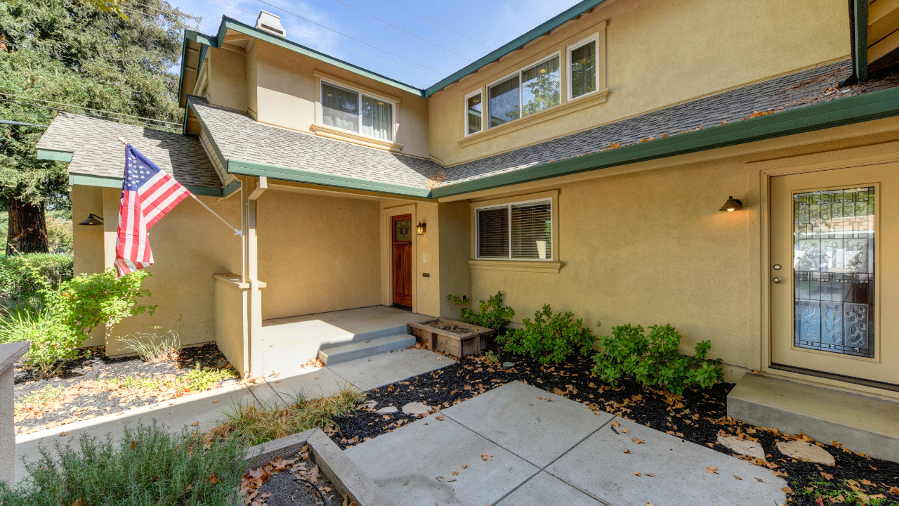 1380 Gary Way, Carmichael, CA, 95608 Scene 4