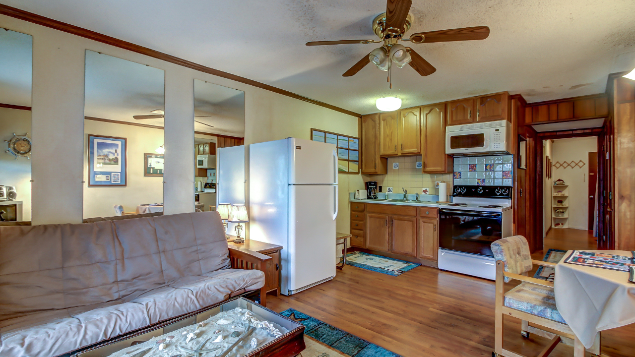Savannah Beach & Racquet Club, Tybee Island, GA, 31328 Scene 4