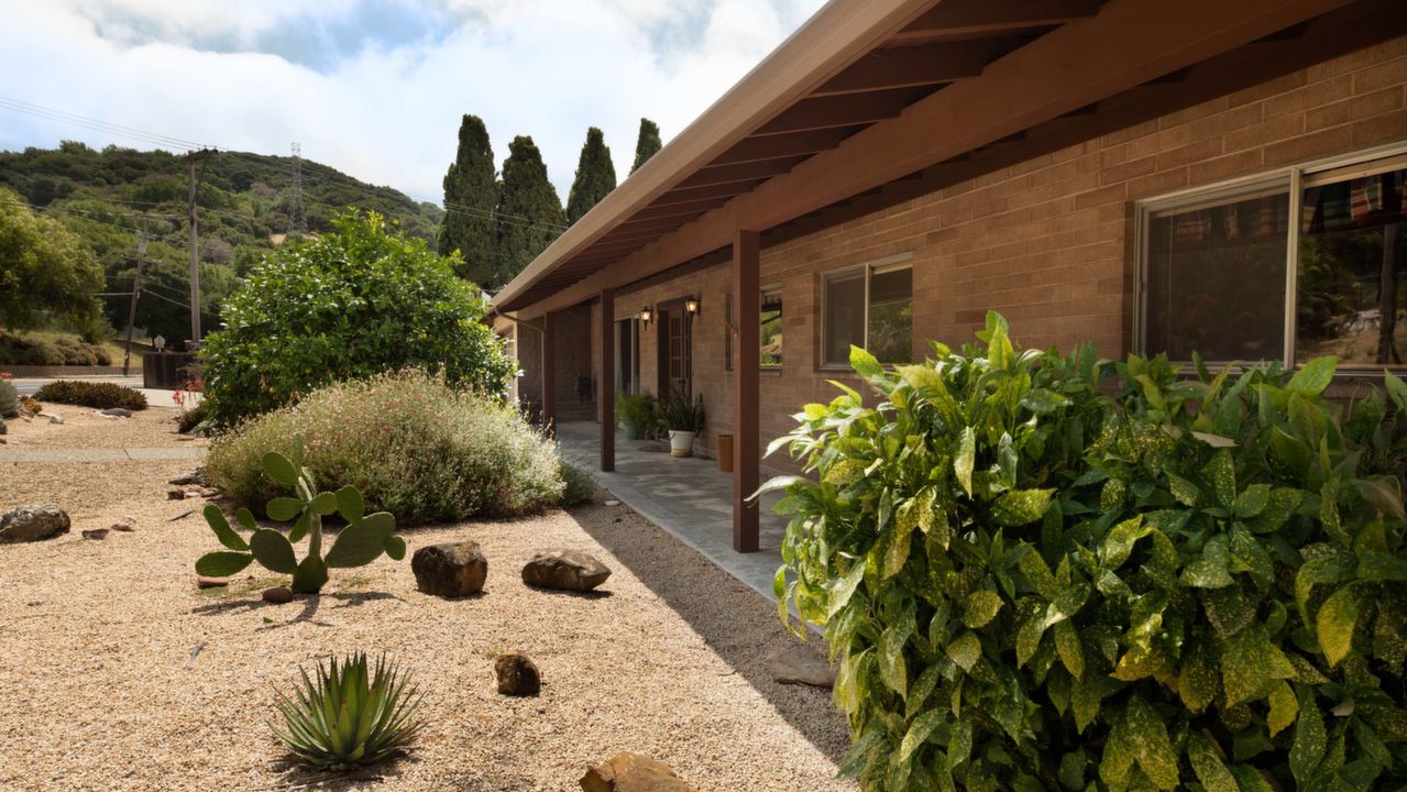 5852 Olinda Rd., El Sobrante, CA, 94803 Scene 1