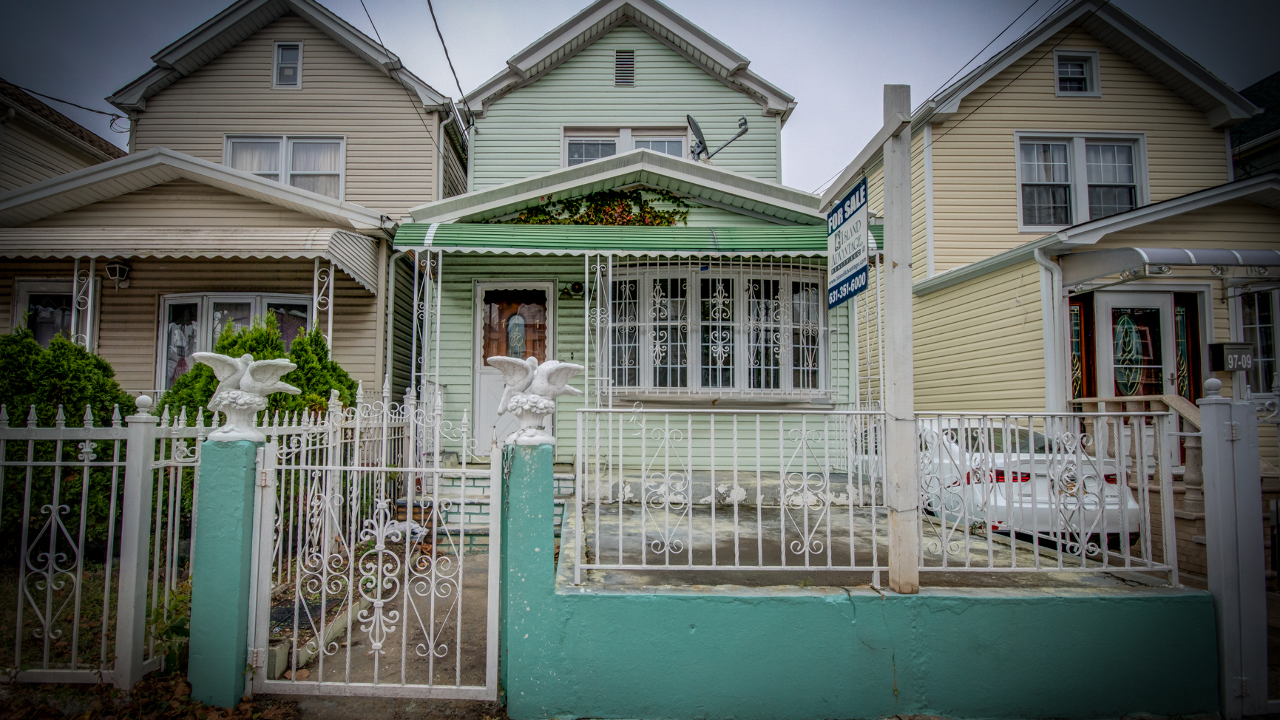 97-07 105th St, Ozone Park, NY, 11416 Scene 2