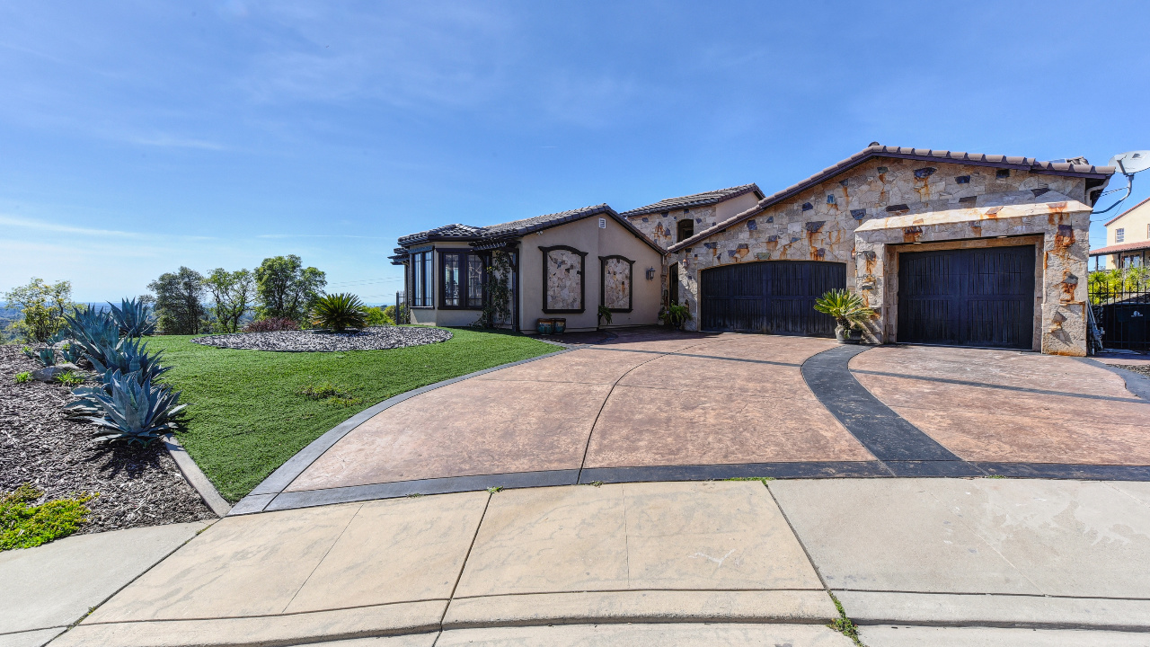 805 Mo Ct., Auburn, CA, 95603 Scene 1