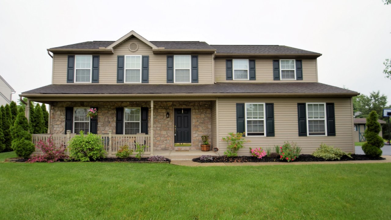 104 Queen Ann Cir, Douglassville, PA, 19518 Scene 1