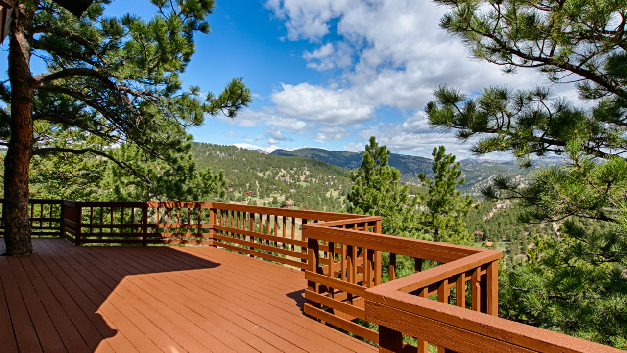 Gorgeous Views from Deck